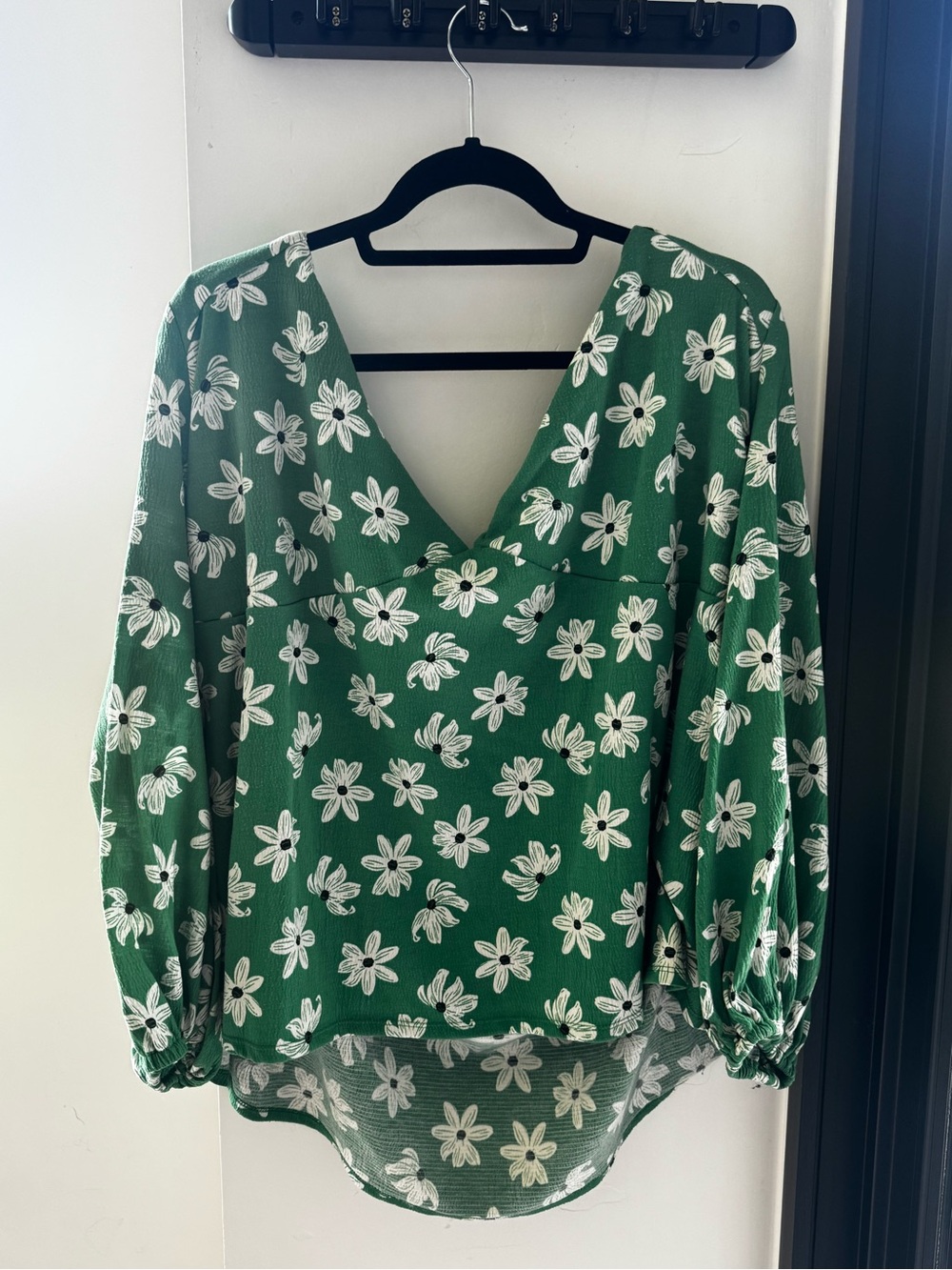 Women's Green Floral V-Neck Blouse